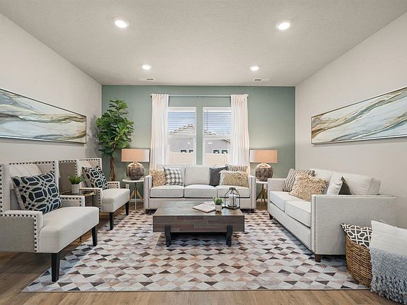 4th image of 3108 E Brierwood Ave