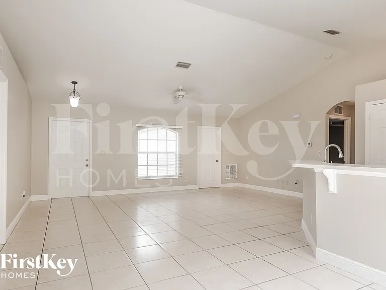 1703 Dale Ave — Photo 4
