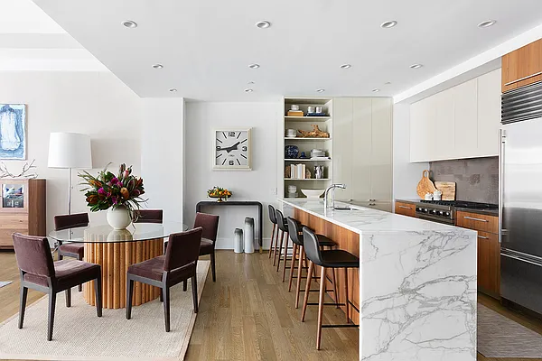 Sold by Compass | media 16