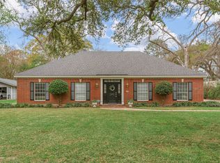210 Ockley Dr, Shreveport, LA 71105