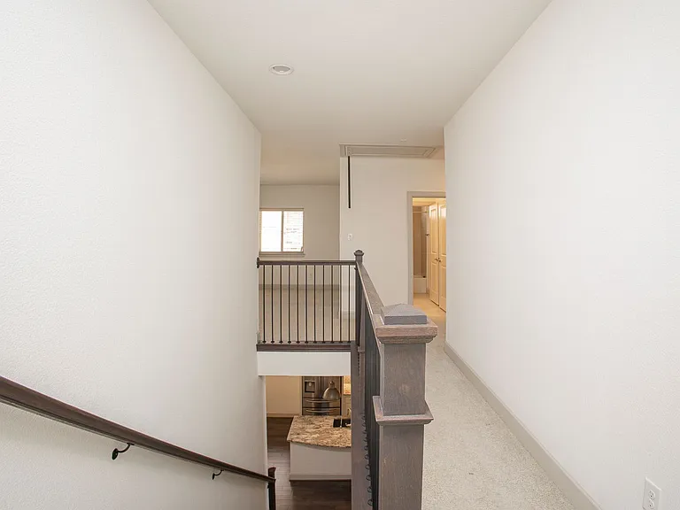 6337 Saddlebrook — Photo 27