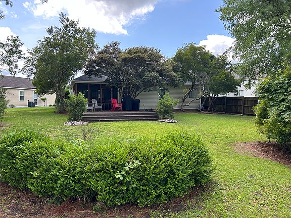 2nd image of 104 Spanish Moss Ct