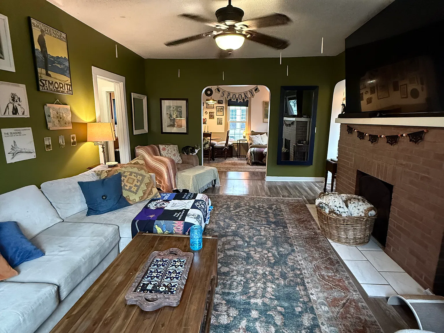 3 bed, 2.5 bath, 1565 sqft, $1,900 — Photo 2