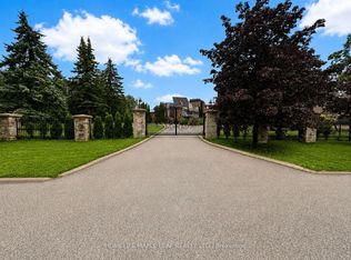 10 Edge Forest Dr, Brampton, ON L6P 0E1