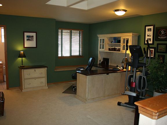 Upstairs Loft Space