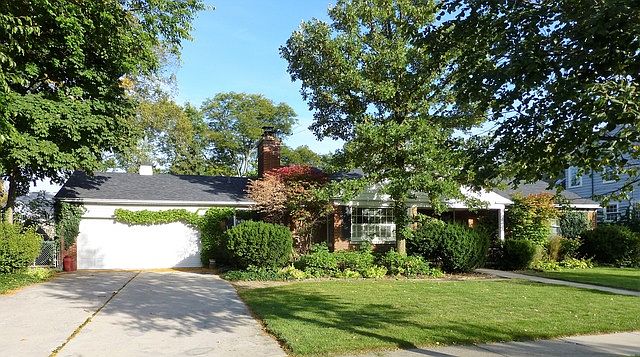 1st image of 4135 Woodland Ave