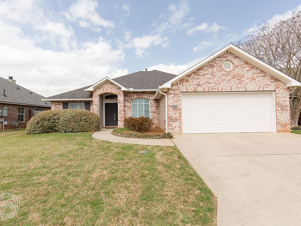 1st image of 146 Riverbrooke Dr