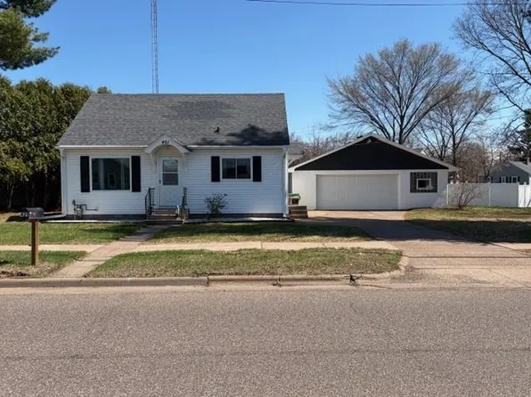 421 Wheaton Street, Chippewa Falls, WI 54729