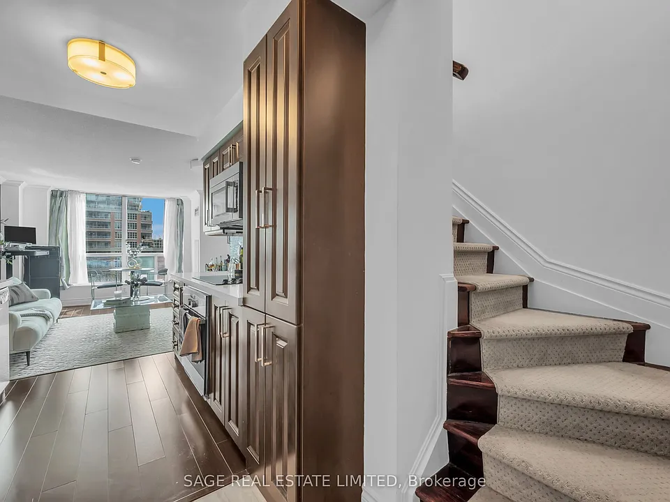 50 Lynn Williams St #414