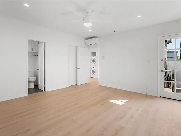 1403 Brockton Ave #1403 — Photo 15