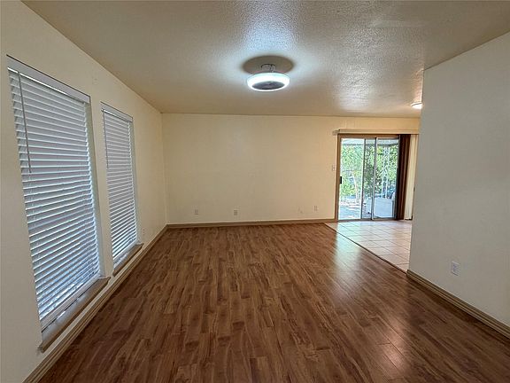 2nd image of 1200 Warrington Dr