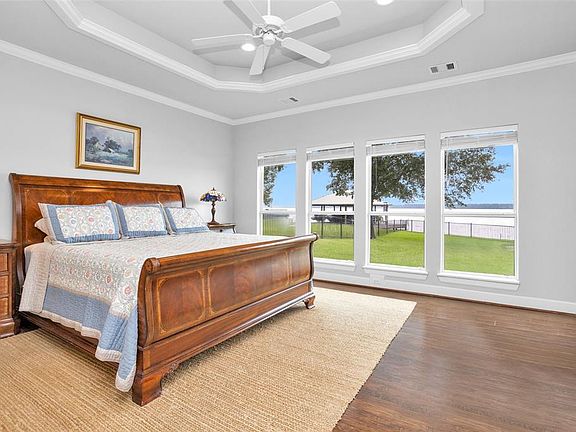 3rd image of 14028 Lakepoint Drive