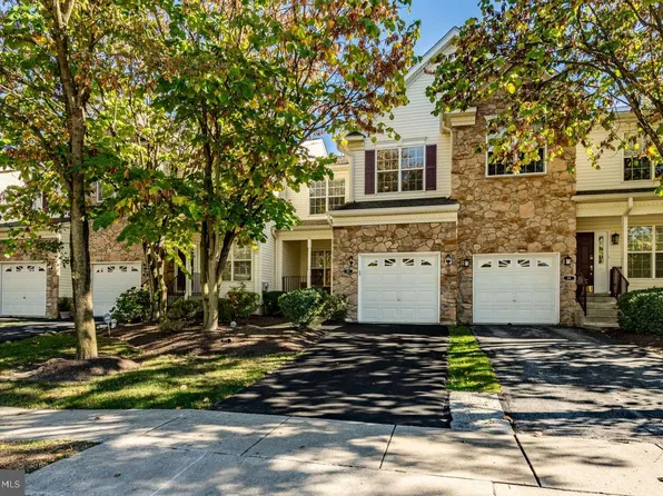 172 Birchwood Dr, West Chester, PA 19380