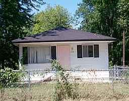 1st image of 4136 N Desmond Ave