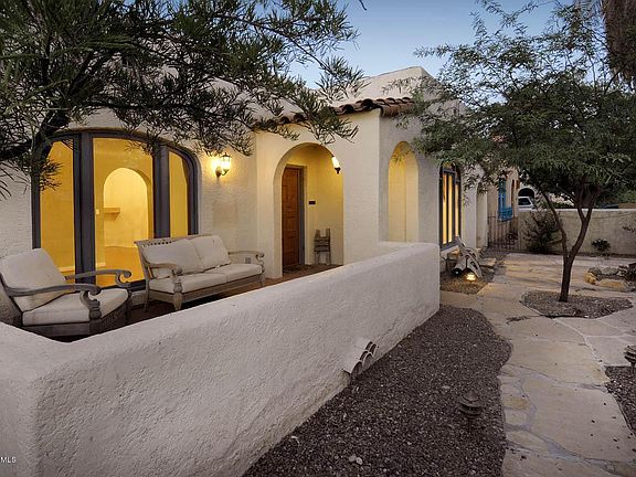 Front courtyard.