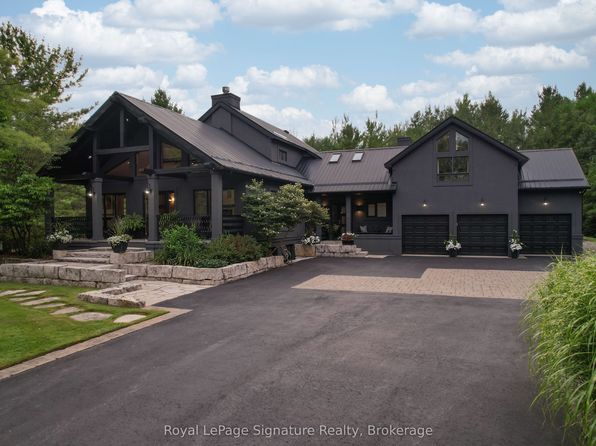 21 Trails End, Collingwood, ON L9Y 5B1