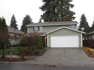 816 Henderson Rd, Hood River, OR 97031