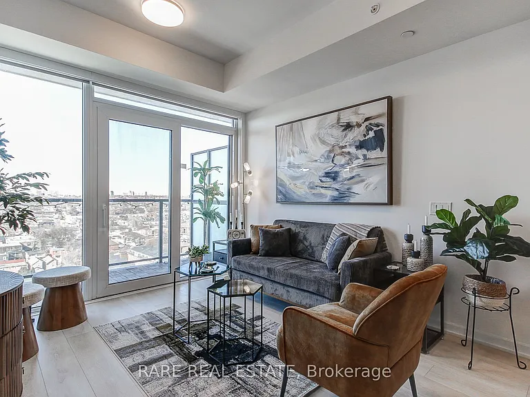 1285 Dupont St #1305 — Photo 1
