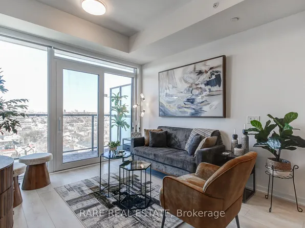 1285 Dupont St #1305, Toronto, ON M6H 0E3