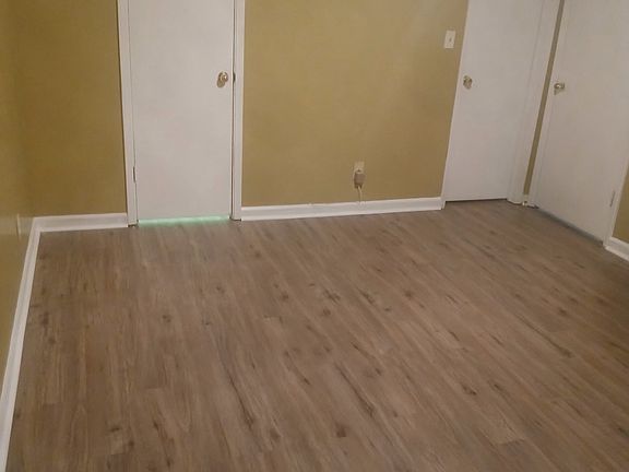 2nd image of 3637 Castle Ridge Rd #3639