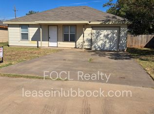 1503 E Queens St, Lubbock, TX 79403