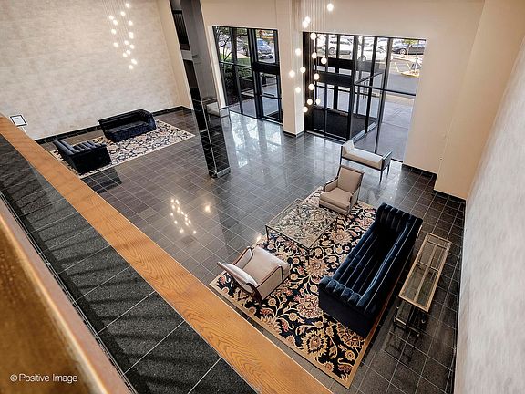 5th image of 6340 Americana Dr APT 1009