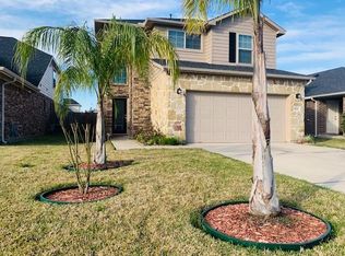 5222 Bay Ln, Bacliff, TX 77518