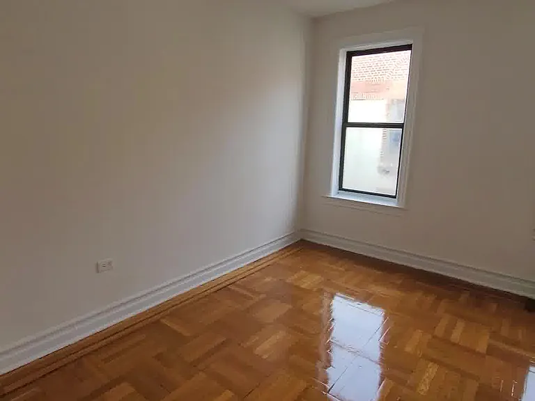 57 Avenue O #1D — Photo 6