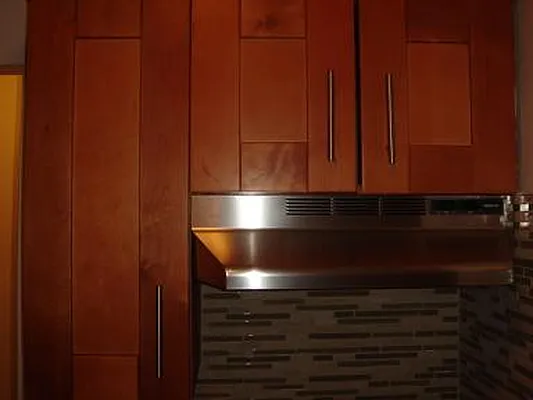 Rented by Metroline Realty | media 13