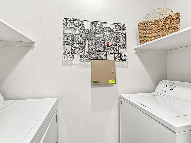 Enclave at Eagle Creek Apartments — Photo 15