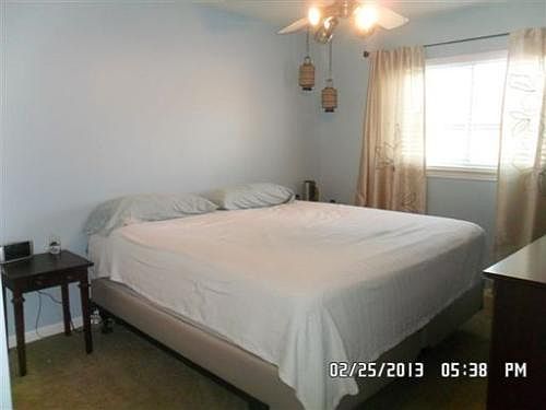 4th image of 20225 Bigelow St
