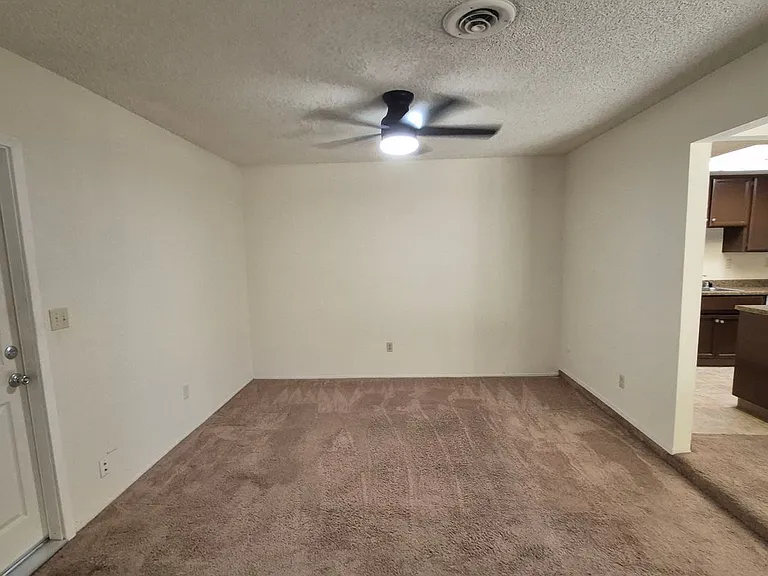 3332 Jayanne Way — Photo 14