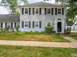 54 O'Old Nassau Rd, Monroe Township, NJ 08831