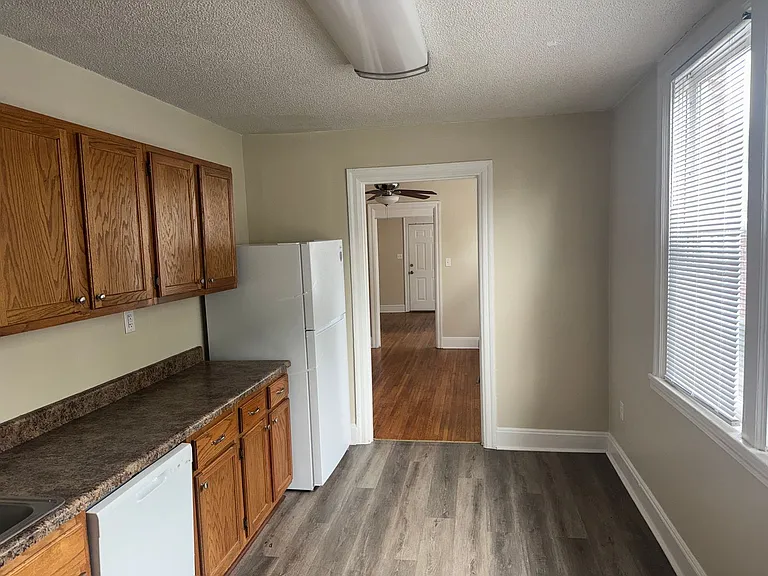 820 Maury St — Photo 6