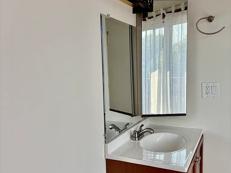 619 Chip Ct — Photo 25