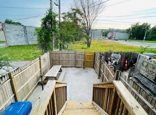1330 N Chester St, Baltimore, MD 21213