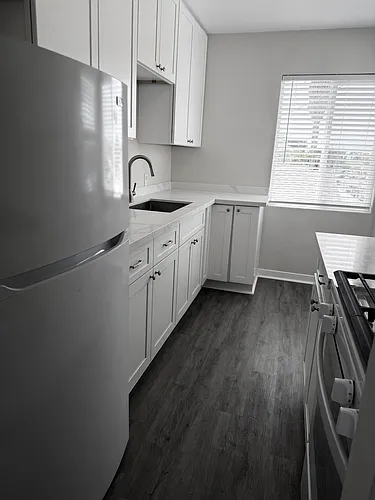 4485 Illinois St #7 Photo 1