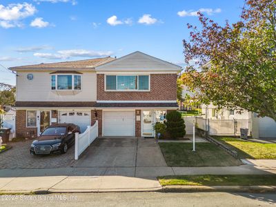 88 E Broadway, Staten Island, NY, 10306