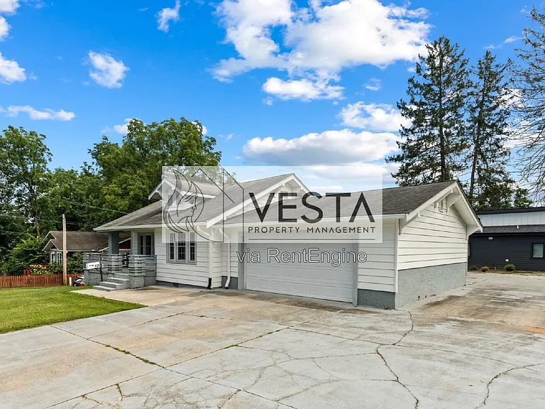535 Fairview Rd — Photo 2