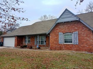 5387 E 39th Pl, Tulsa, OK 74135