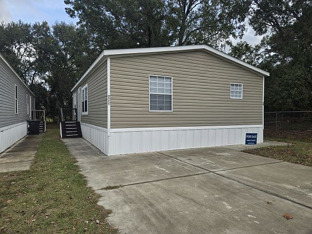 1st image of 7001 Greenbrier Village Dr #80