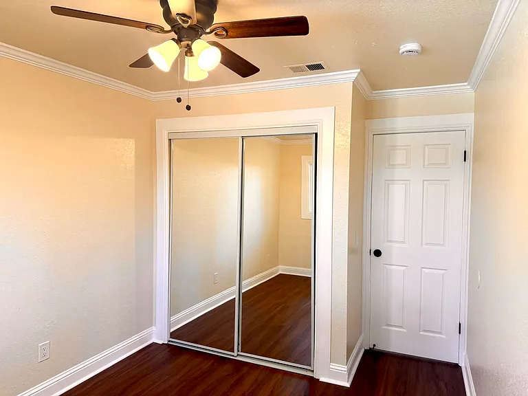 8815 Kelley Dr — Photo 8
