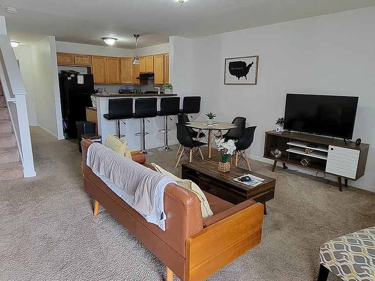 1510 E Henry St — Photo 21