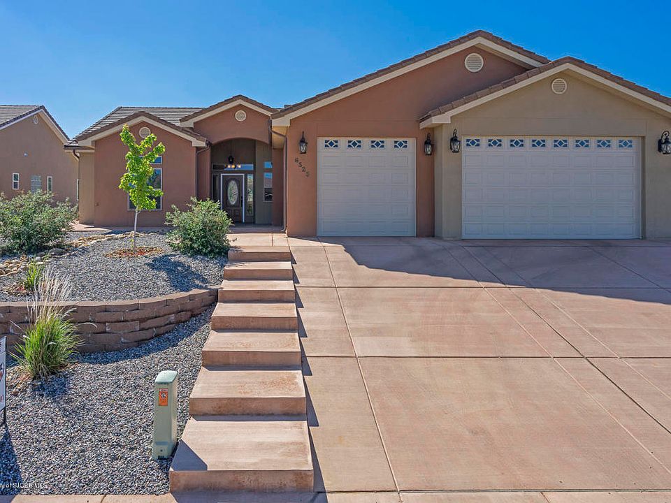 1st image of 6525  Club House Drive