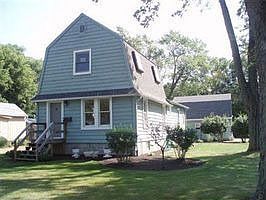 Home for Sale in Chesterton, Indiana $149,900