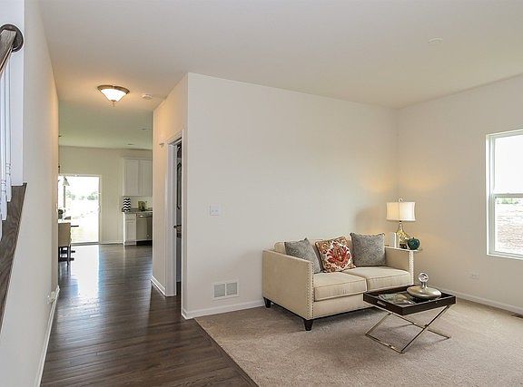 3rd image of 317 Garden Dr #64