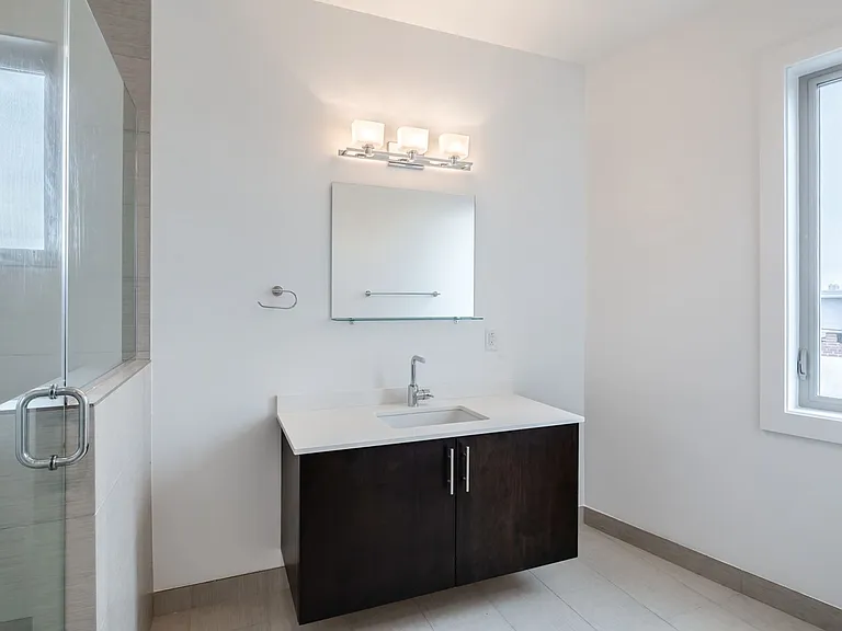 826 N 3rd St #6 — Photo 25