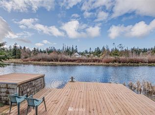 1821 Lake Dr, Camano Island, WA 98282