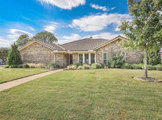 105 Oakmont Dr, Trophy Club, TX 76262