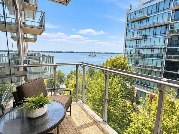 39 Queens Quay E #625, Toronto, ON M5E 0A5